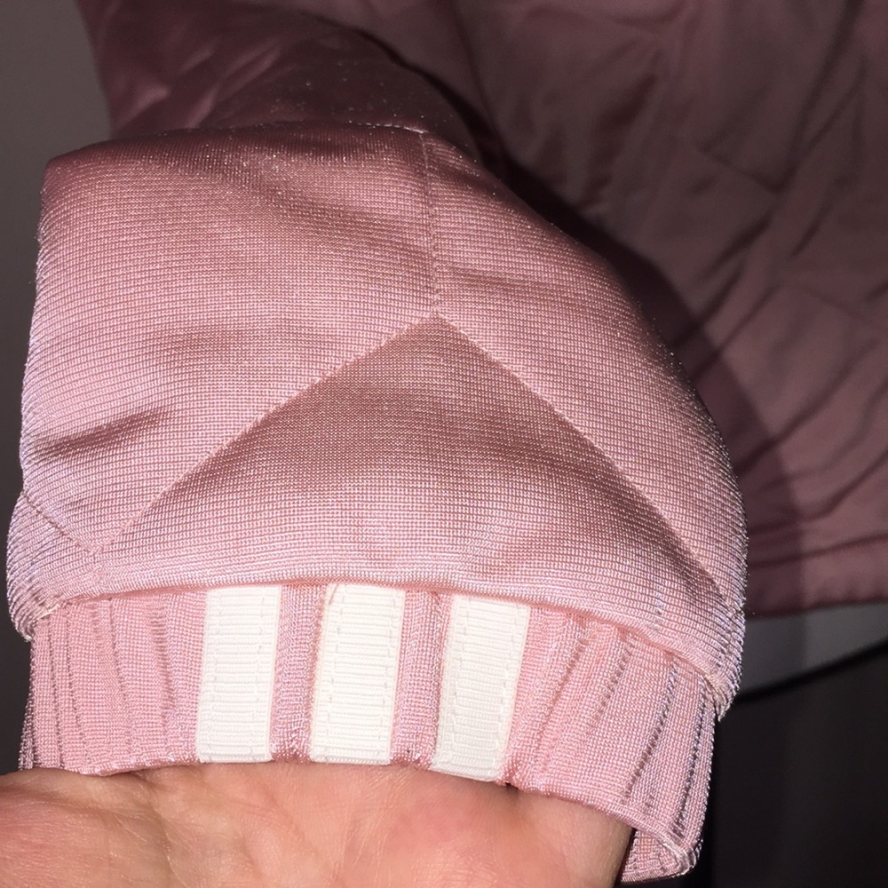 Adidas Pink Cropped Sweater NEW - Picture 4 of 6
